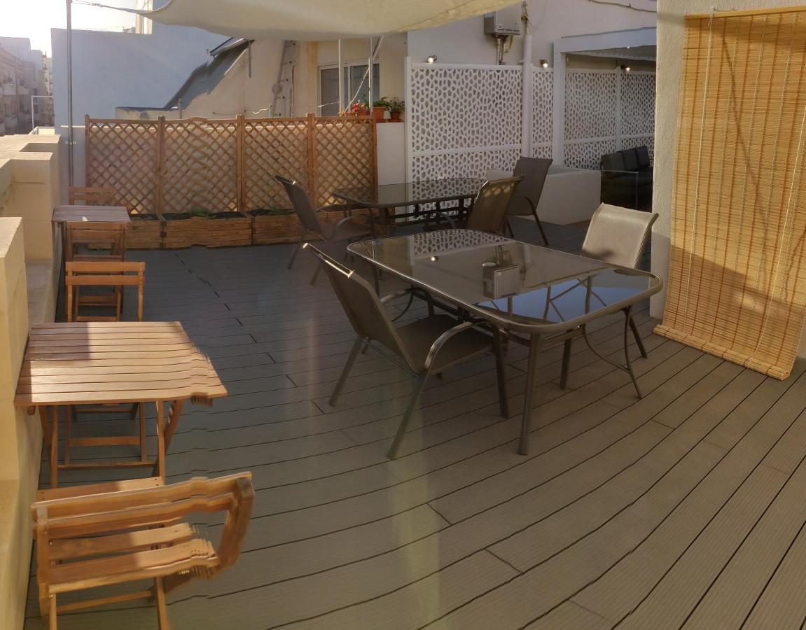 Walter'S B&B Gzira Екстер'єр фото